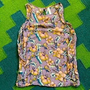 Xhileration floral sleeveless blouse. Size XS